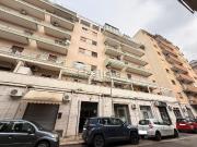 Appartamento in affitto di 96 m² in Via Ettore Carafa, 51