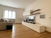 Appartamento in affitto di 97 m² in Via Luigi Canonica, 54