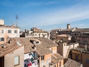 Appartamento in affitto di 98 m² in Via della Trinità...