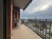 Appartamento in affitto di 98 m² in Via J. F. Kennedy, 5