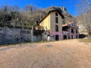 Appartamento in vendita a Arcisate VA