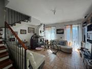 Casa indipendente in vendita a Avegno GE