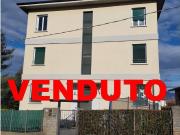 Appartamento in vendita a Azzate VA