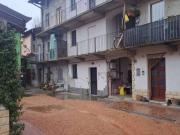 Appartamento in vendita a Besano VA Appartamento in vendita a Besano VA