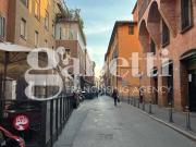 Appartamento in vendita a Bologna BO