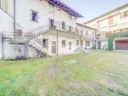 Appartamento in vendita a Cairate VA