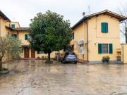 Casa indipendente in vendita a Campi Bisenzio FI