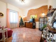 Casa indipendente in vendita a Campi Bisenzio FI