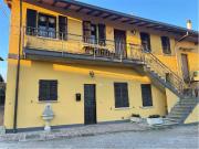 Appartamento in vendita a Capiago Intimiano CO