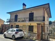 Appartamento in vendita a Caprarola VT