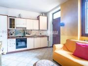 Appartamento in vendita a Caronno Pertusella via Santa...