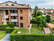 Appartamento in vendita a Carugo CO
