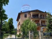 Appartamento in vendita a Castelnovo Ne' Monti