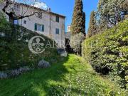 Appartamento in vendita a Cetona SI