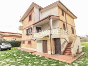 Appartamento in vendita a Fiumicino RM