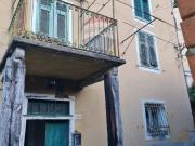 Appartamento in vendita a Follo