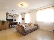 Appartamento in vendita a Garbagnate Milanese MI