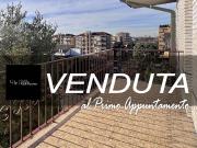 Appartamento in vendita a Garbagnate Milanese MI