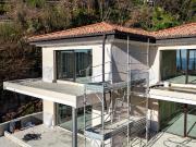 Appartamento in vendita a Gardone Riviera