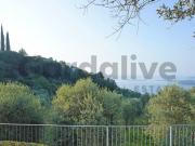 Appartamento in Vendita a Gardone Riviera Tresnico
