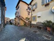 Appartamento in vendita a Genazzano RM