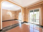 Appartamento in vendita a Genova via Emanuele...