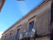 Appartamento in vendita a Giarre via Sartori