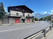 Appartamento in vendita a Gignod AO