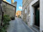 Appartamento in vendita a Ischia di Castro VT