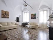 APPARTAMENTO in VENDITA a LAIGUEGLIA di 7 vani
