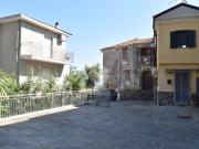 Appartamento in vendita a Laureana Cilento SA