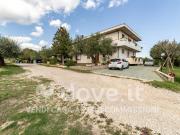 Appartamento in vendita a Loreto Aprutino