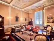 APPARTAMENTO in VENDITA a LUCCA CENTRO STORICO di 5 vani