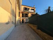 Casa indipendente in vendita a Magliano Sabina RI