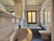 Appartamento in vendita a Malnate