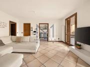 Appartamento in vendita a Mariano Comense CO