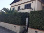 Appartamento in vendita a Marina di Massa Massa 110 mq...