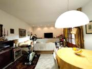 Appartamento in vendita a Marina di Massa Massa 117 mq...