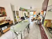 Appartamento in vendita a Marina di Massa Massa 70 mq...