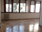 APPARTAMENTO in VENDITA a MASSA CENTRO di 5 vani