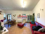 Appartamento in vendita a Massa e Cozzile PT