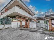 Appartamento in vendita a Massa MS