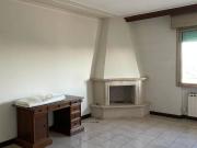 Appartamento in vendita a Modena MO