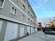 Appartamento in vendita a Modena viale Emilio Po,...