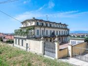 Appartamento in vendita a Moncalieri, Cento Storico