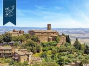 Appartamento in vendita a Montalcino SI