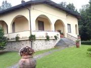 Appartamento in vendita a Montignoso