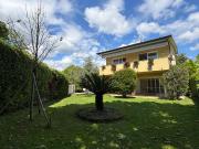 Appartamento in vendita a Pietrasanta LU Appartamento in vendita a Pietrasanta LU