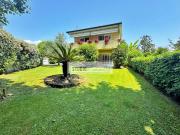 Appartamento in vendita a Pietrasanta, Marina di Pietrasanta