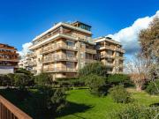 Appartamento in vendita a Pomezia via Rumenia, 280